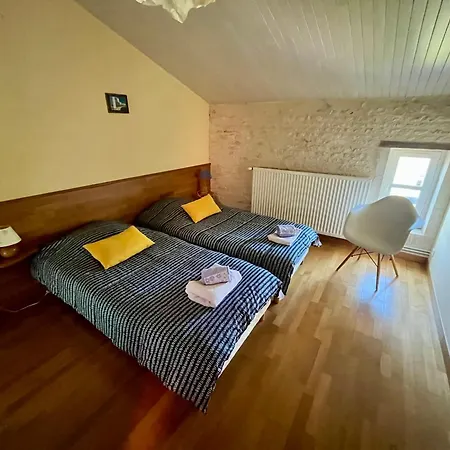 Hébergement de vacances Glycine, 6 Person Nalliers (Vendee)